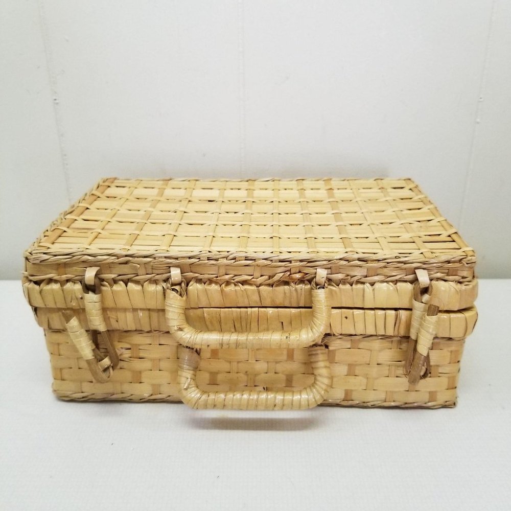Wicker Rattan Basket Carry Case Chest Handles - Picture 7 of 7